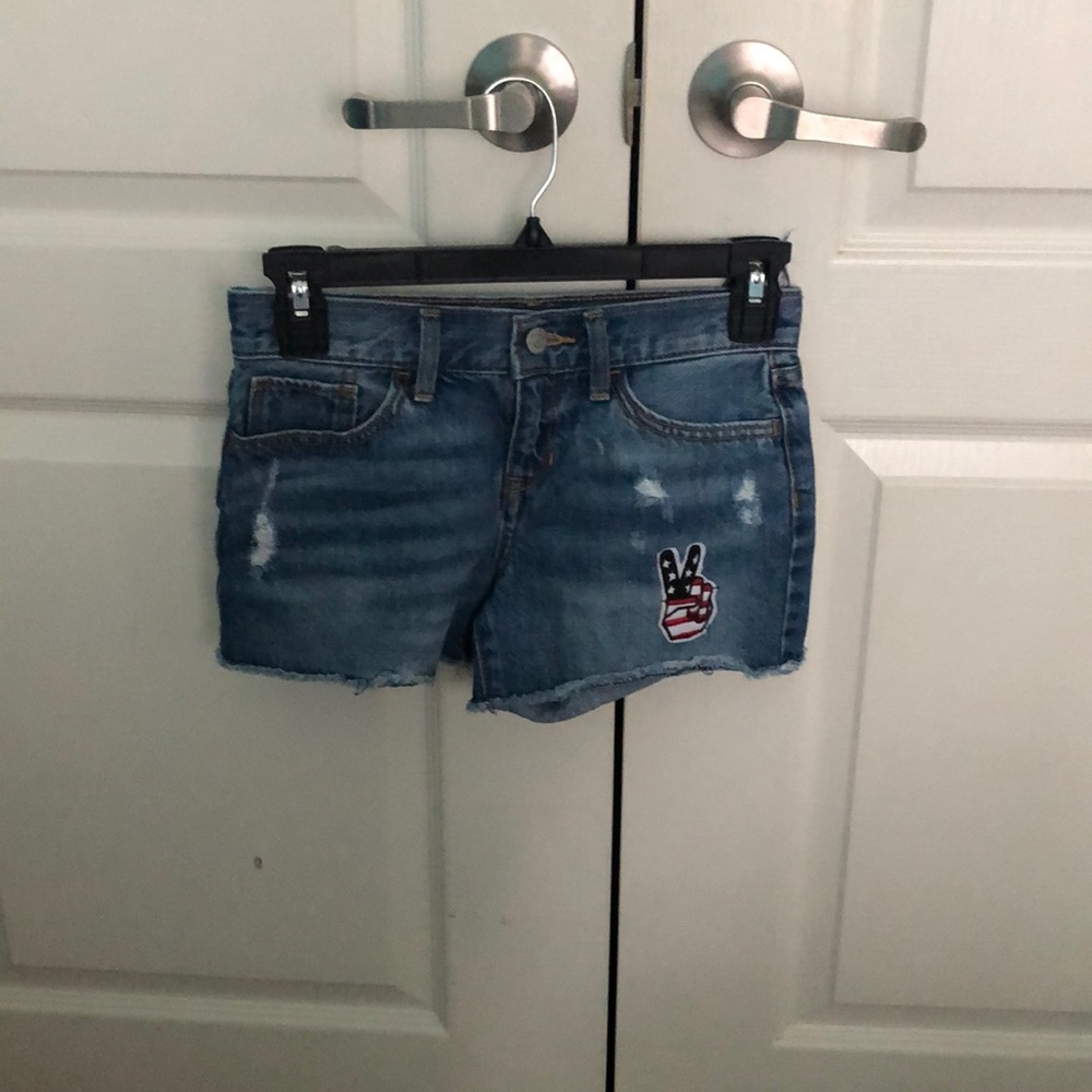 Jeans shorts with patch